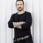 Ricky Warwick Solo Shot 2 Photo Credit Ross Halfin